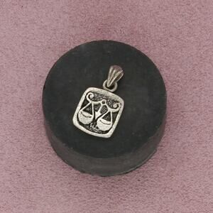 sterling silver vintage libra scales pendant
